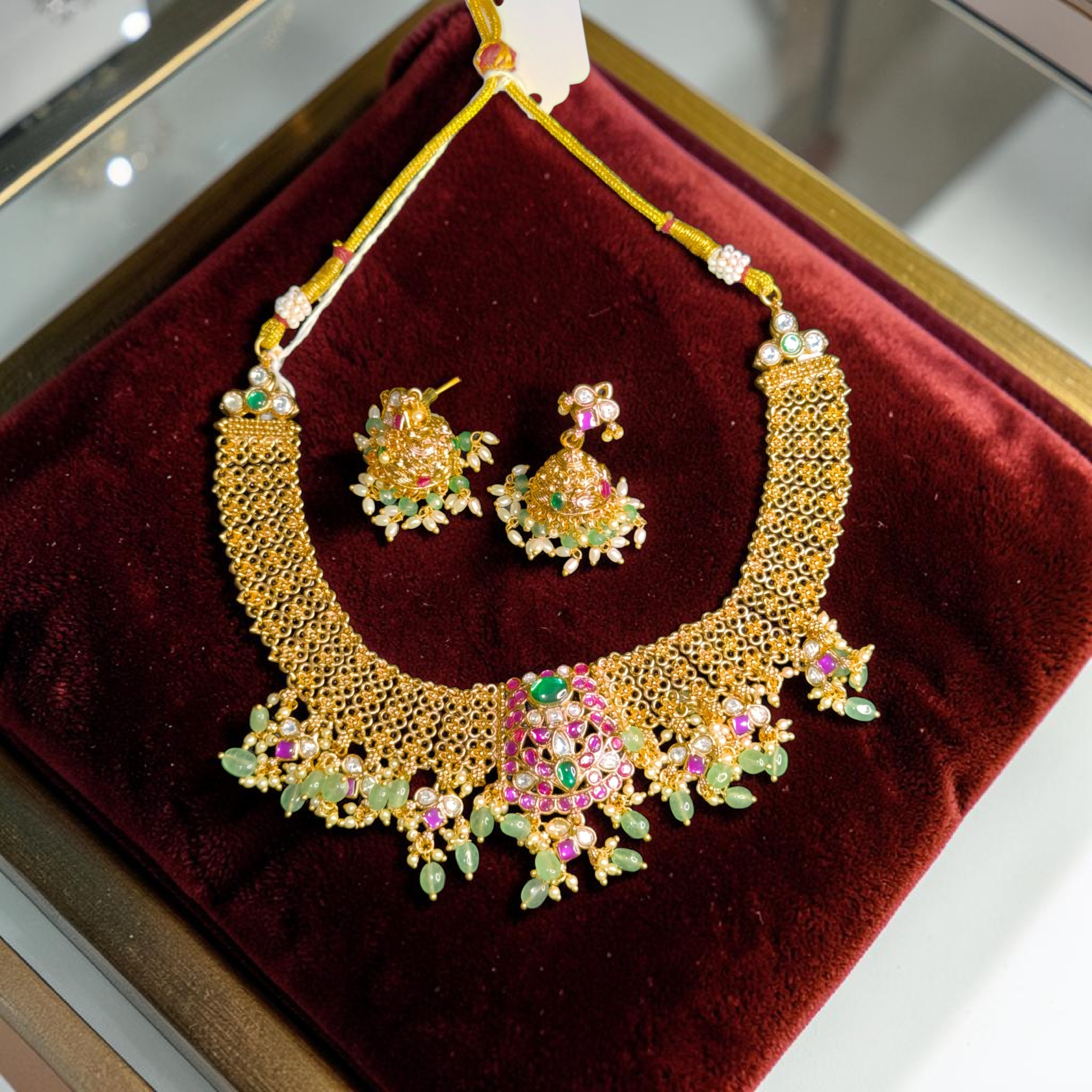 Kundan Necklace set with earrings