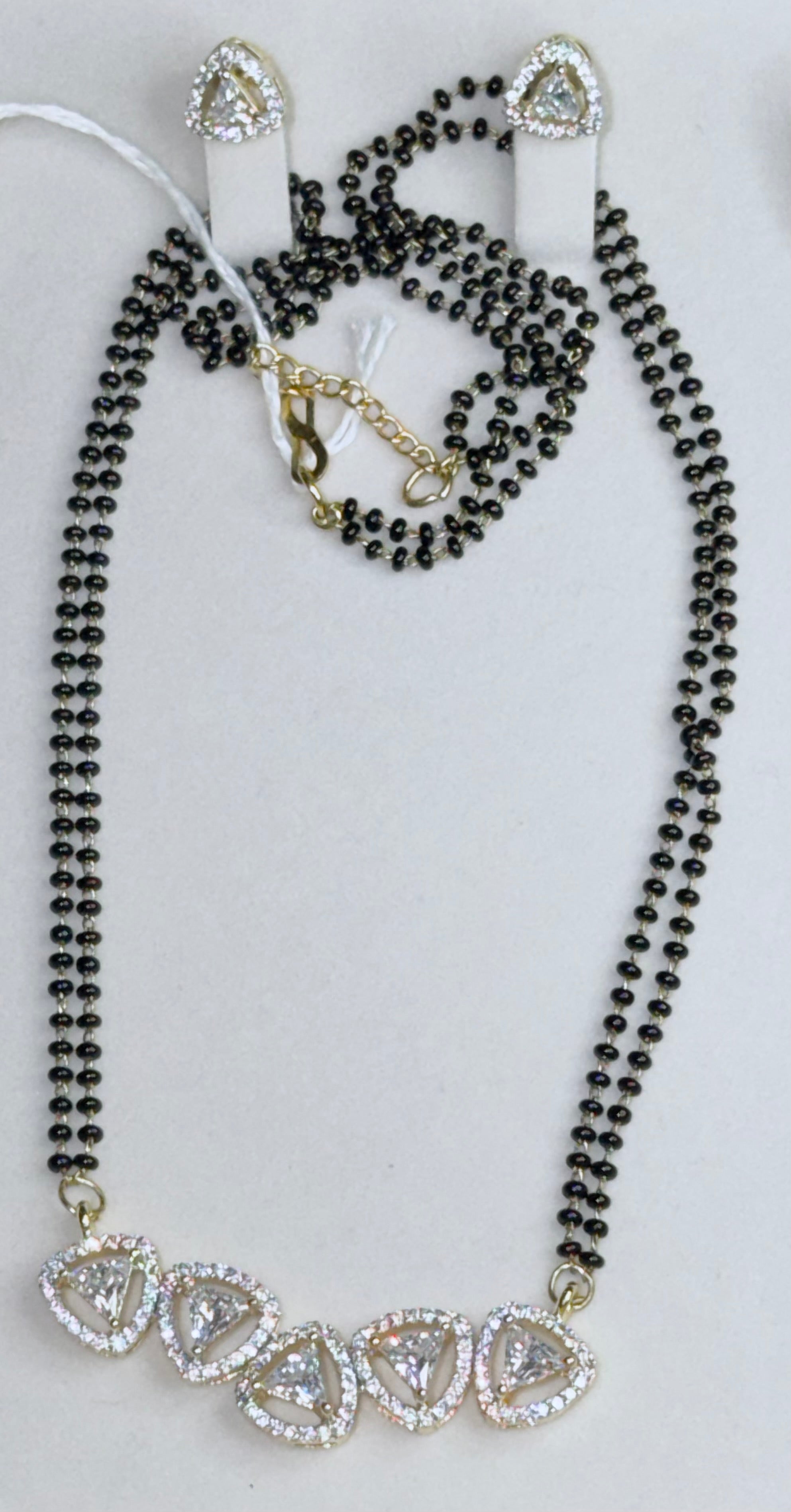 Black beads diamond replica set triangle