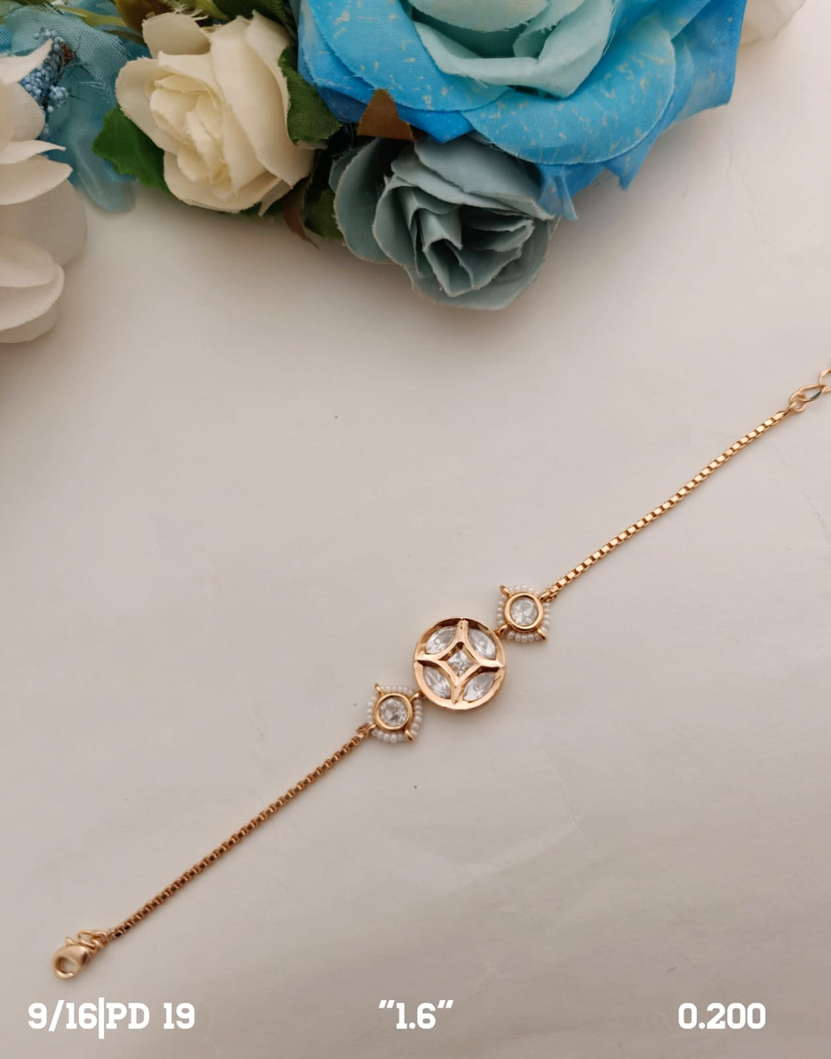 Bracelet Gold with White - PD-19